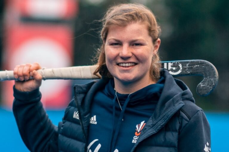 Interview with England & GB Hockey No 14, Tess Howard — WE ARE GIRLS IN SPORT