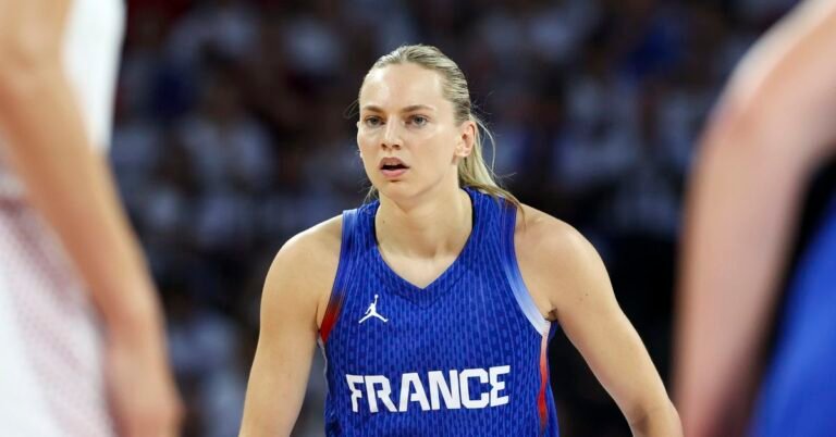 FIBA: Will Marine Johannès and host France advance out of Team B?