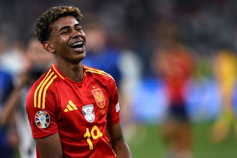No. 8 Spain clinches spot in UEFA Euro 2024 last with 2–1 semis win over No. 2 France