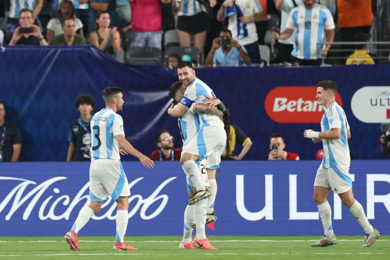 No. 1 Argentina knock out No. 48 Canada to advance to Copa América last