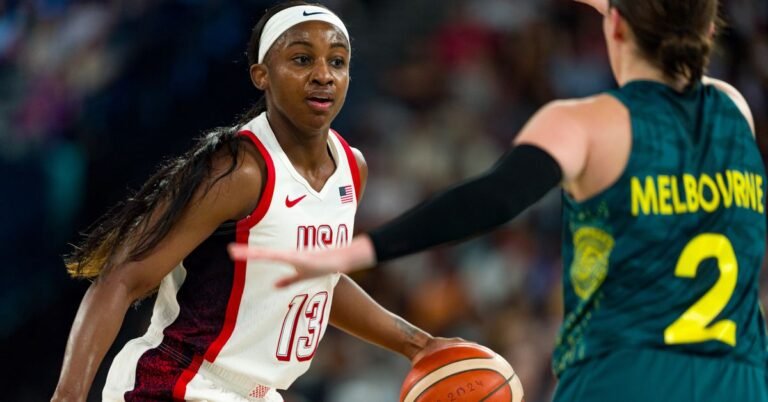 FIBA: Group USA, France advance to the gold medal fit