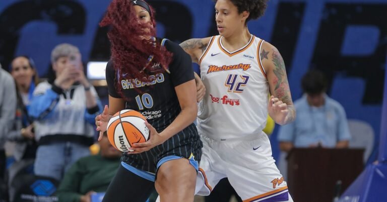 WNBA: Cardoso battled Griner in Sky’s loss to Mercury