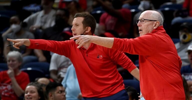 WNBA: Washington Mystics brush aside Thibaults from GM, head trainer roles