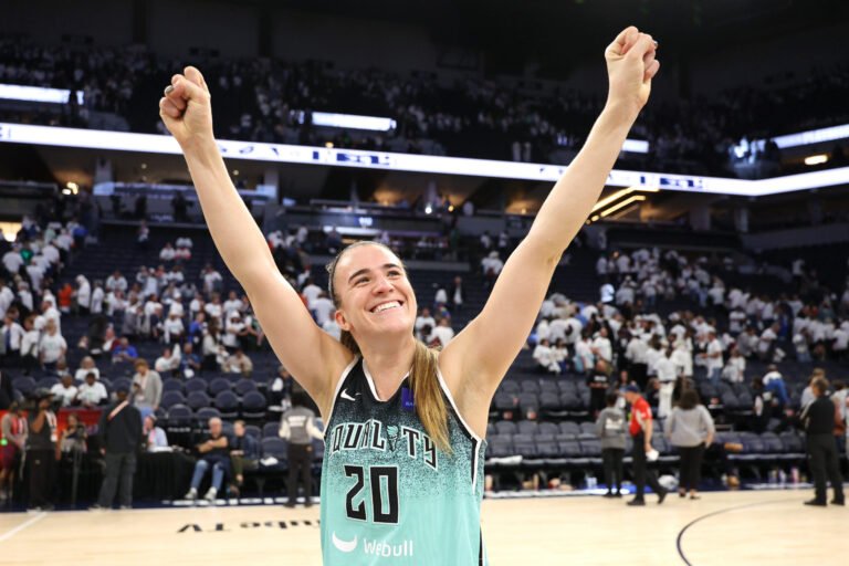Ionescu 3 Lifts Liberty Over Lynx 2-1