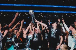 New York Liberty down Minnesota Lynx in OT to clinch first WNBA name