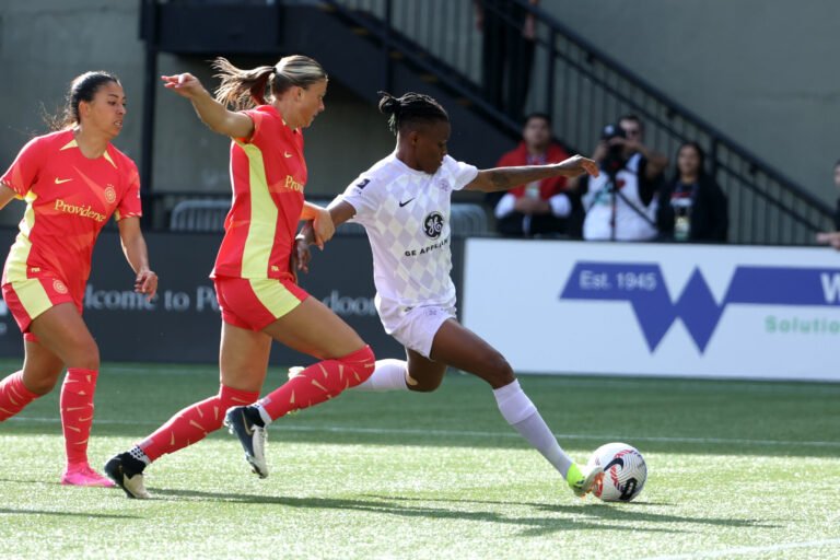 Mid-Desk Battles Headline NWSL Weekend Forward of Playoffs