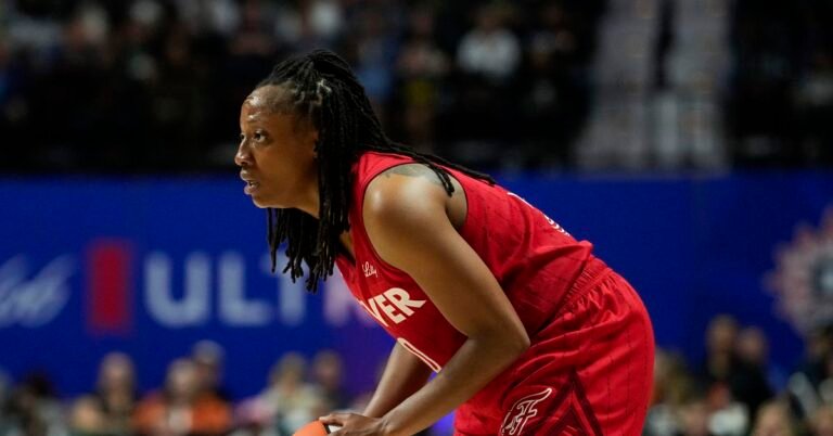 WNBA: Indiana Fever’s Kelsey Mitchell off to blazing-hot get started in WCBA