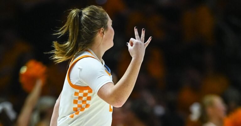 NCAAW: Head trainer Kim Caldwell is reigniting the Tennessee Woman Vols