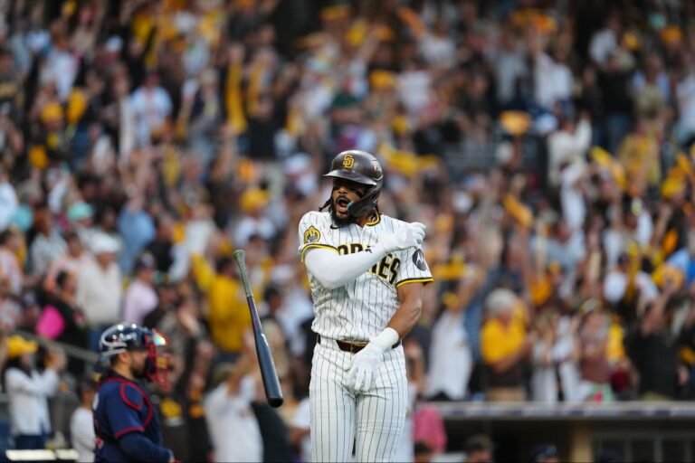 MLB Wild Card collection open with 3 underdog upsets