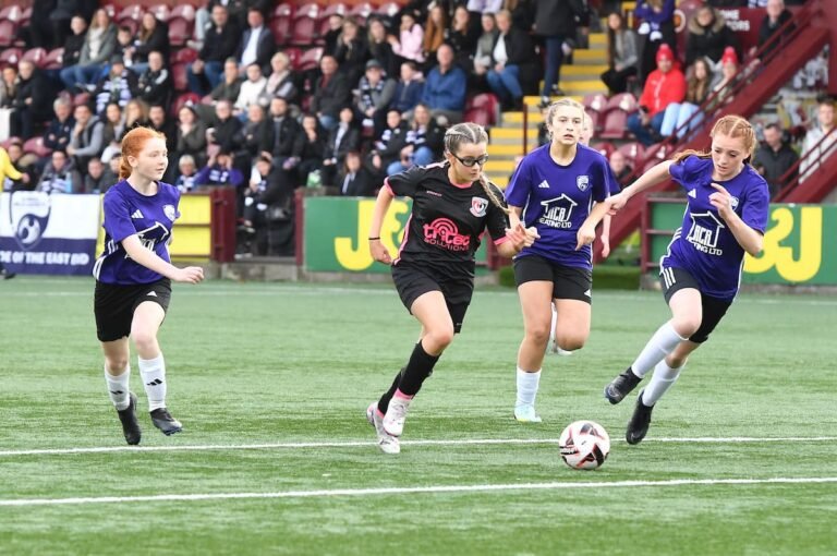 Winchburgh, Glasgow Town and Giffnock raise ScottishPower Early life Problem Cup