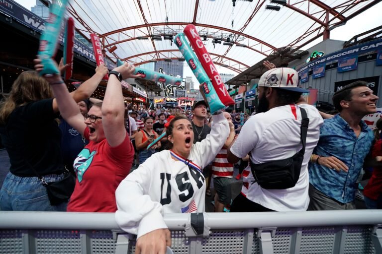 Ladies’s sports activities bars supply group and alternative for underserved lovers