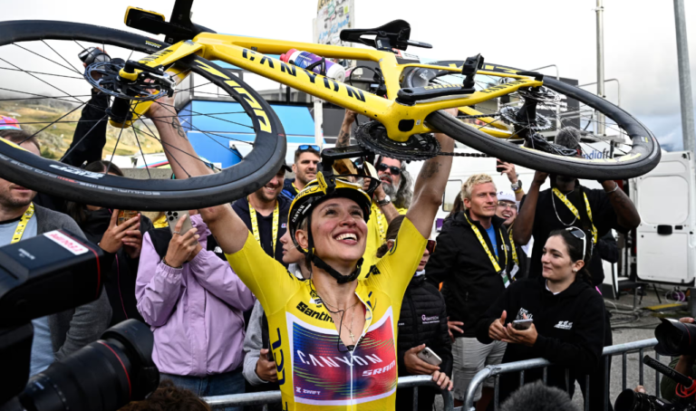 Poland’s Kasia Niewiadoma wins the Excursion de France Femmes by means of a four-second margin