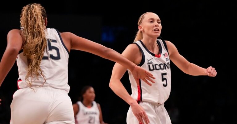 NCAAW: Bueckers, No. 2 UConn meet Miles, Hidalgo and No. 8 Notre Dame