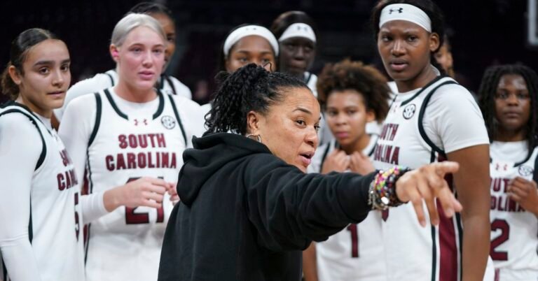 NCAAW: No. 2 South Carolina can protected commentary win over No. 5 Texas