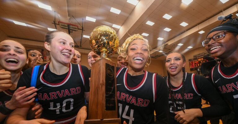 NCAAW: Harvard-Michigan State highlights 2d day of match