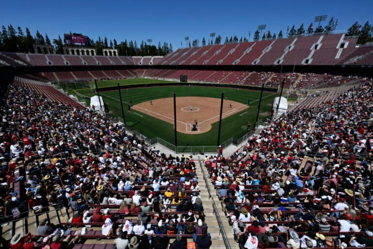 Stanford Breaks NCAA Softball Attendance Document with ‘Large Swing’