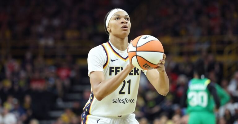 WNBA: 4 of the hardest roster spot battles throughout coaching camp