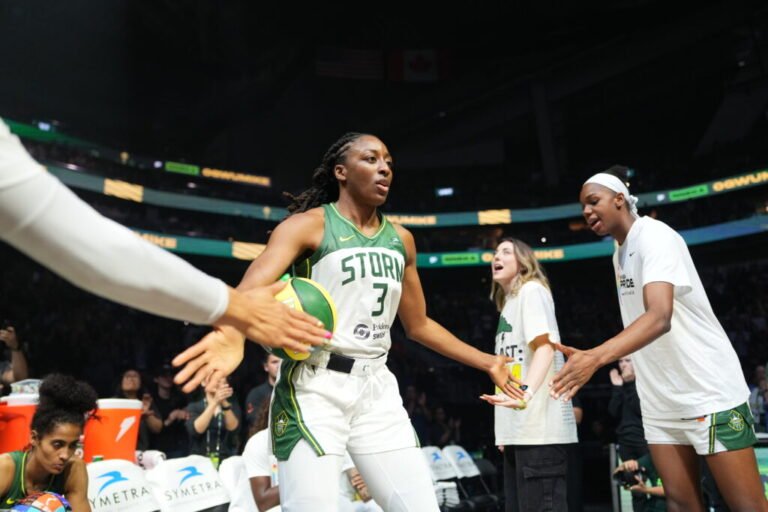 Seattle Hurricane Seems to Climb the WNBA Standings in Weekend Gauntlet