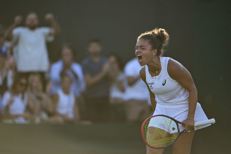 US Tennis Stars Advance as Wimbledon Box Narrows