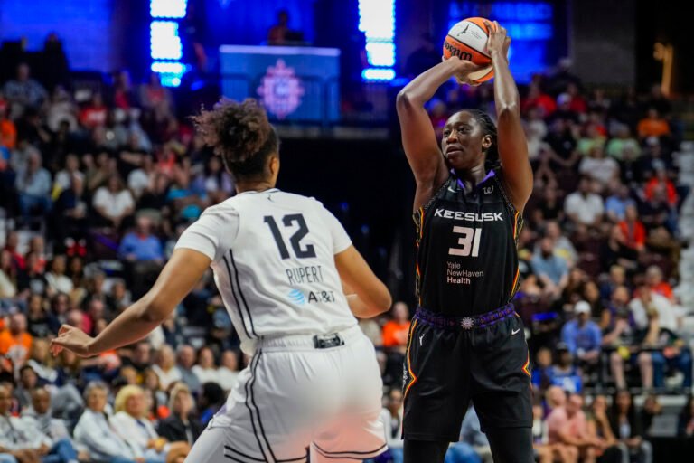 Connecticut Solar Performs Spoiler In opposition to WNBA Postseason Hopefuls