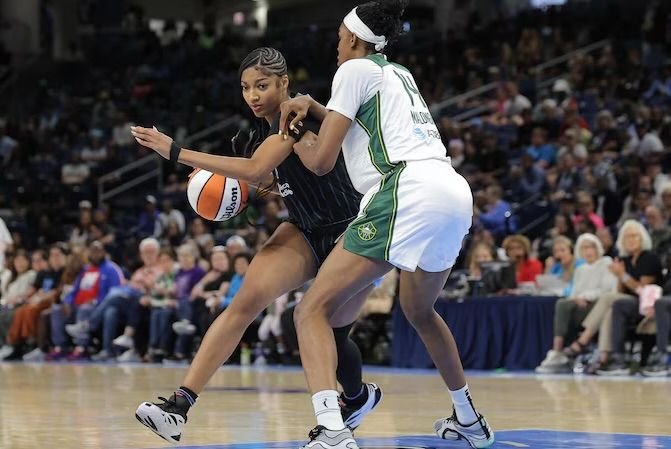 Sturdy Minnesota Lynx proceed to set the tempo as league-wide accidents mount