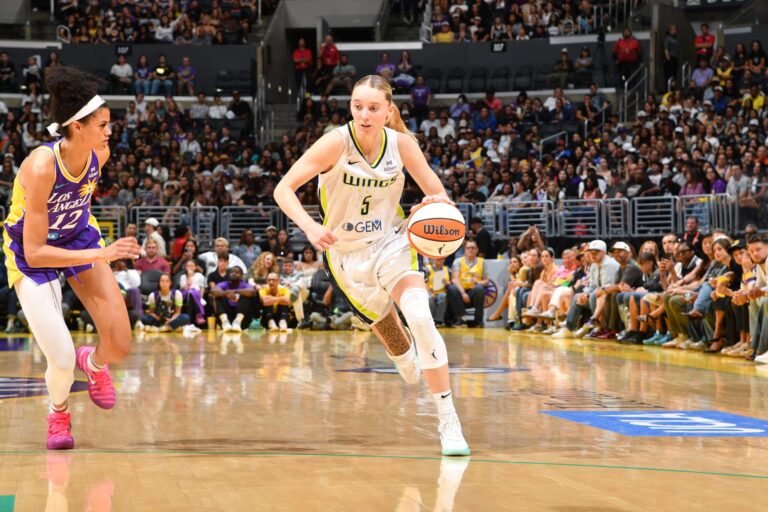 Paige Bueckers Ties WNBA Document in Rookie of the Yr Dallas Wings Efficiency
