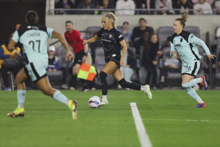 Gotham Faces Angel Town in Prime-Stakes NWSL Weekend Conflict