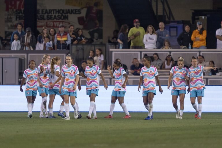 San Diego Wave vs. Portland Thorns Mid-Desk Conflict Headlines NWSL Weekend
