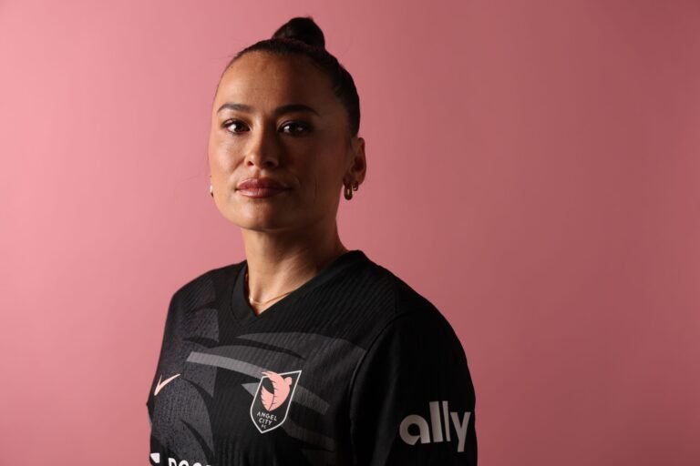 Angel Town and New Zealand Captain Ali Riley to Retire After 2025 NWSL Season