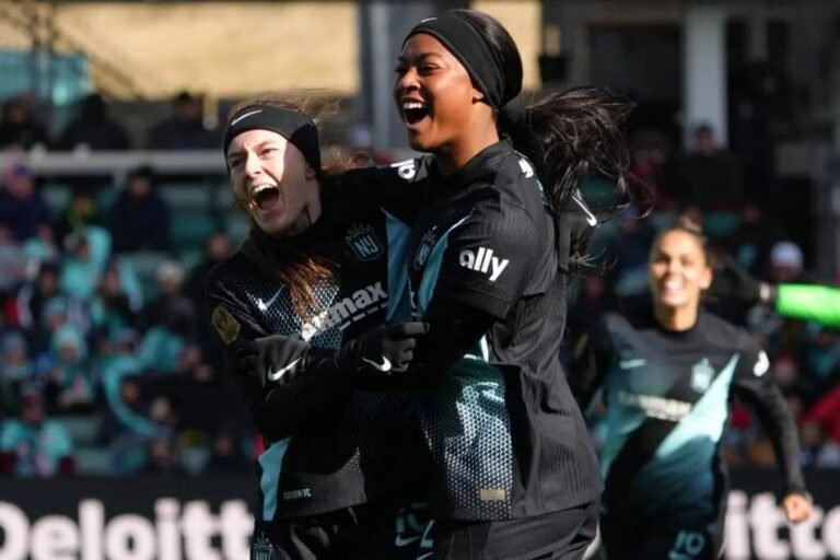 4 earlier champions advance to NWSL semis