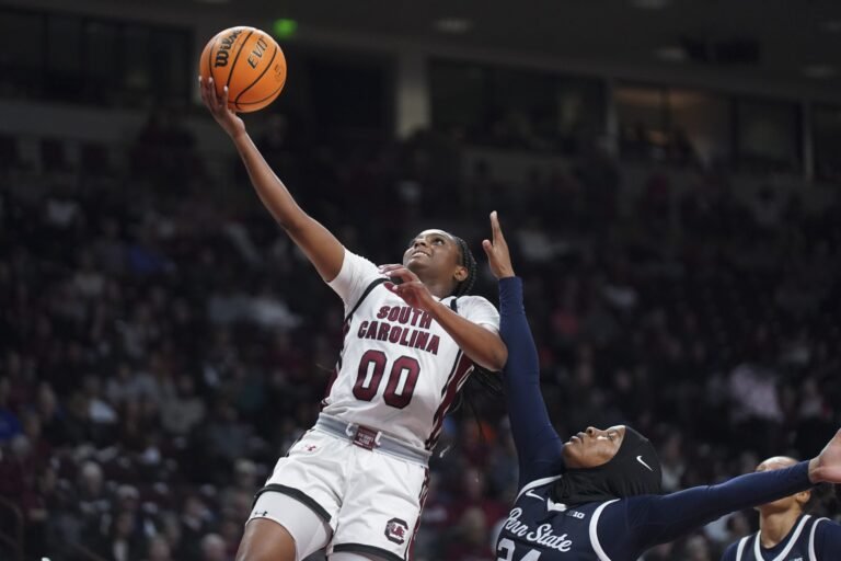 South Carolina Suffers Every other Blow as Ta’Niya Latson Exits Recreation with Damage