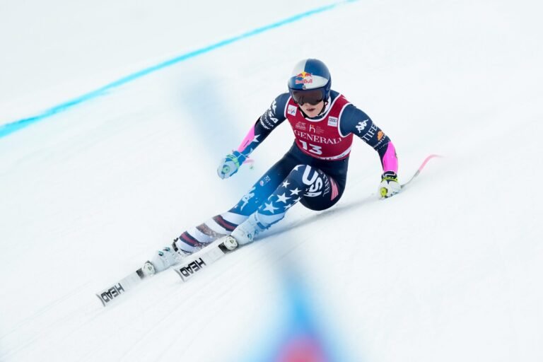 USA Ski Legend Lindsey Vonn Turns Again the Clock, Clinches 2026 Olympics Spot