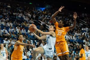 No. 3 UCLA makes use of sturdy moment 1/2 to run previous No. 14 Tennessee, 99-77